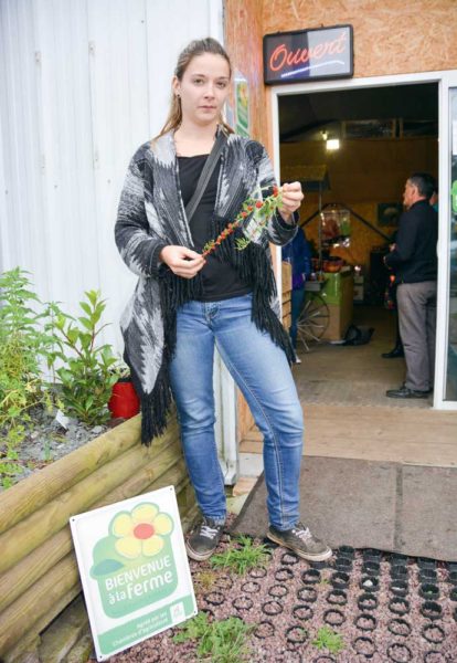 Sandra Roncin, avec une branche étonnante d’épinard-fraise.