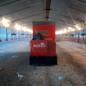 Il ne faut que 5 à 10 minutes pour pailler 1 500 m2