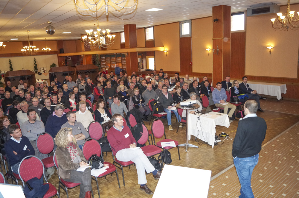 assemblee-generale-plouay-triskalia-volaille - Illustration Une assemblée volaille orientée vers l’avenir