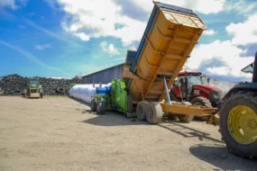 machine-boudin-remorque-ensilage