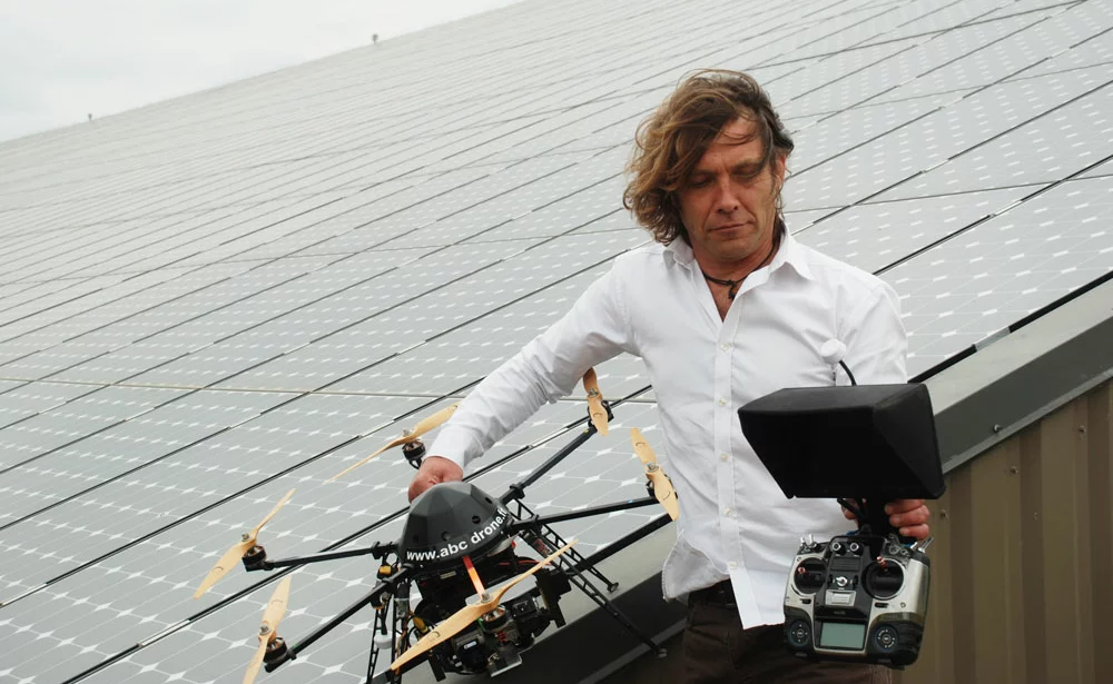 societe abc drone sarzeau - Illustration Le photovoltaïque  nécessite un suivi régulier