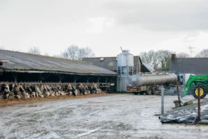 eleveur-lait-fdsea-jeunes-agriculteurs