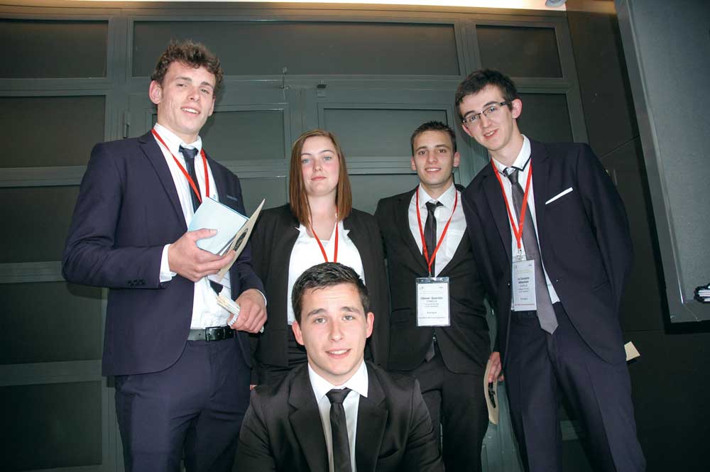 etudiants-pommerit-paris - Illustration Des étudiants de Pommerit récompensés à Paris