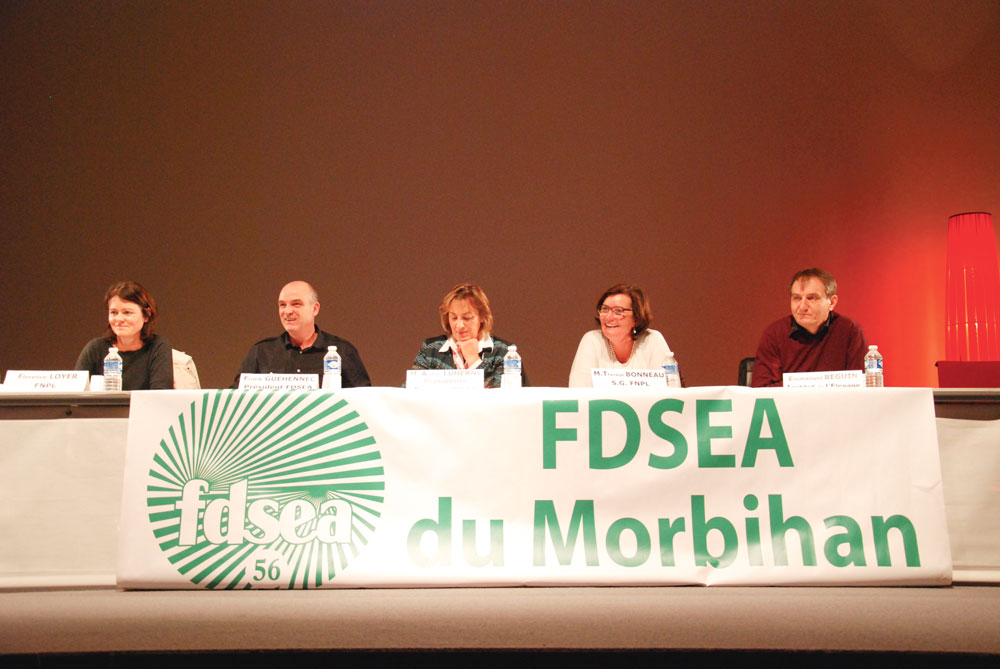 florence-loyer-frank-guehennec-marie-andree-luherne-marie-therese-bonneau-mmanuel-beguin-journee-laitiere-fdsea-56 - Illustration Diminuer sa charge de travail