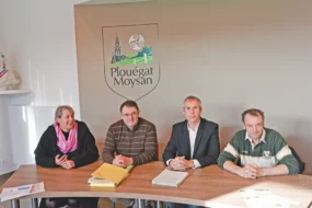 joelle-huon-guy-pennec-yann-binaut-plan-algues-vertes-pascal-manchec