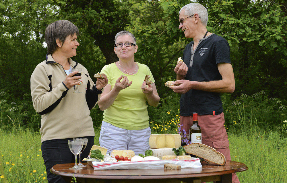 restaurant-produits-terroirs-jacqueline-nicot-defever-eric-brigitte-scalliet - Illustration Terroir, le resto qui a « bons goûts »