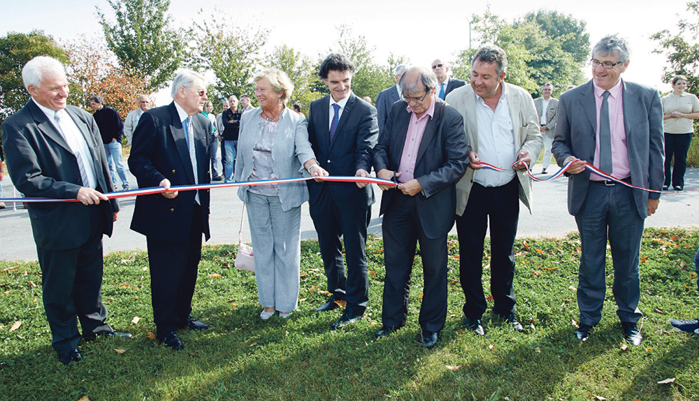 agr-eau-paysage-lycee-agricole-la-touche-ploermel-syndicat-mixte-grand-bassin-oust-syngenta-france - Illustration L’espace Agr’Eau Paysage du Lycée La Touche inauguré