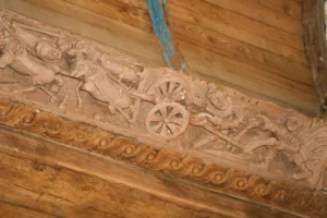 chapelle-sainte-marie-du-menez-hom-sculpture-sabliere-charpente