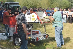 machine-traitement-branche-demonstration-daoulas-zone-humide