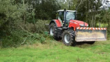 demonstration-broyeur-forestier-abattage-broyage-dechet-dessouchage