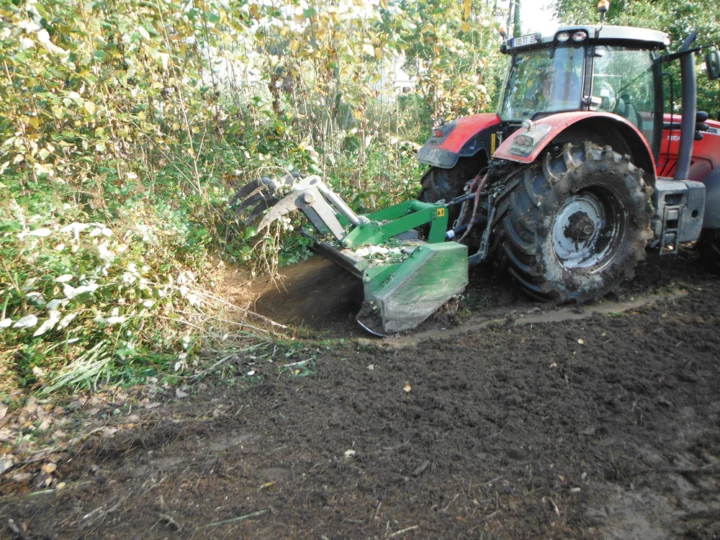 demonstration-broyeur-forestier-syndicat-miste-tregor
