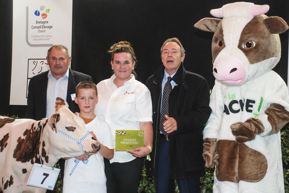 concours-pontivy-ohh-la-vache-normande - Illustration Les jeunes « Normands » crèvent l’écran à Pontivy