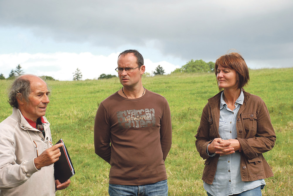 fourrage-mais-herbe-laurent-milena-barbot-cout-alimentaire-niveau-production - Illustration L’EARL des ruisseaux, à Ploërdut, tente de passer l’été à l’herbe