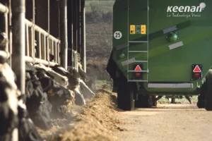 keenan-vache-prim-holstein-alimentation-ration-surveillance-distance-innovation-service-in-touch