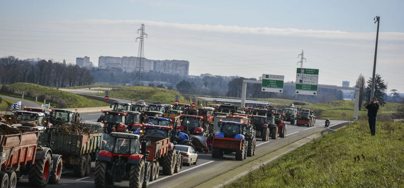 - Illustration Les agriculteurs maintiennent la pression et paralysent Rennes
