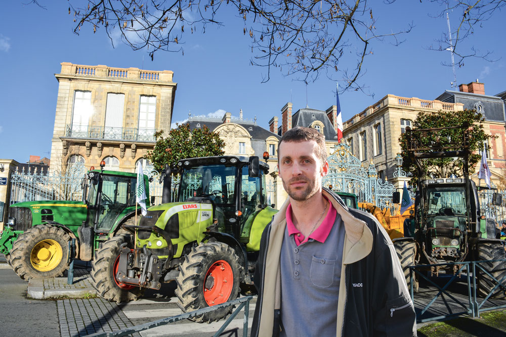 jeune-agriculteur-crise-elevage-manifestation-ettiquetage-origine-viande-porc-paris-etat-gouvernement - Illustration Le problème agricole est européen