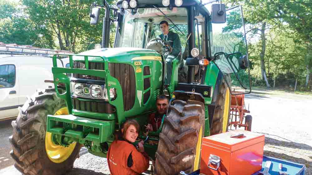 lycee-saint-yves-gourin-formation-agricole - Illustration Un pied dans le monde du travail au lycée Saint-Yves