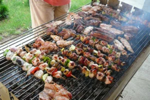 barbecue-viande-porc-boeuf
