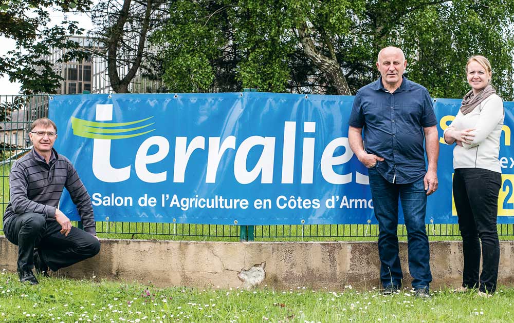 Les responsables de Terralies à Plérin : Denis Follet, commissaire des concours, Jean-Claude Chassebœuf, président du salon et Océane Dewavrin, chargée de communication. - Illustration Terralies, 15e !