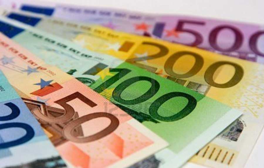 billets-euro - Illustration Comptes bancaires inactifs et contrats d’assurance-vie en déshérence