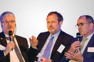 De gauche à droite : Jörg Altemeier (Tonnies), Francis Kint (Vion) et thierry Meyer (Bigard).