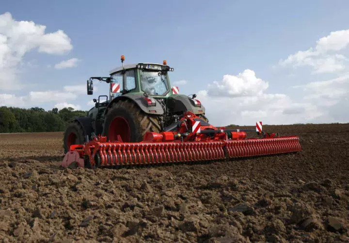 HR-8040-R_KUHN