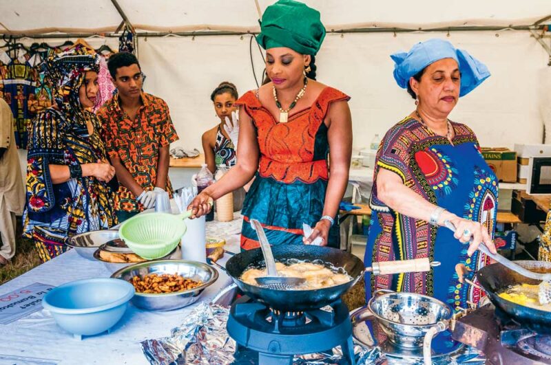 Festival Les Galettes Du Monde // Avis 18000 visiteurs au Festival des galettes du monde | Journal Paysan Breton