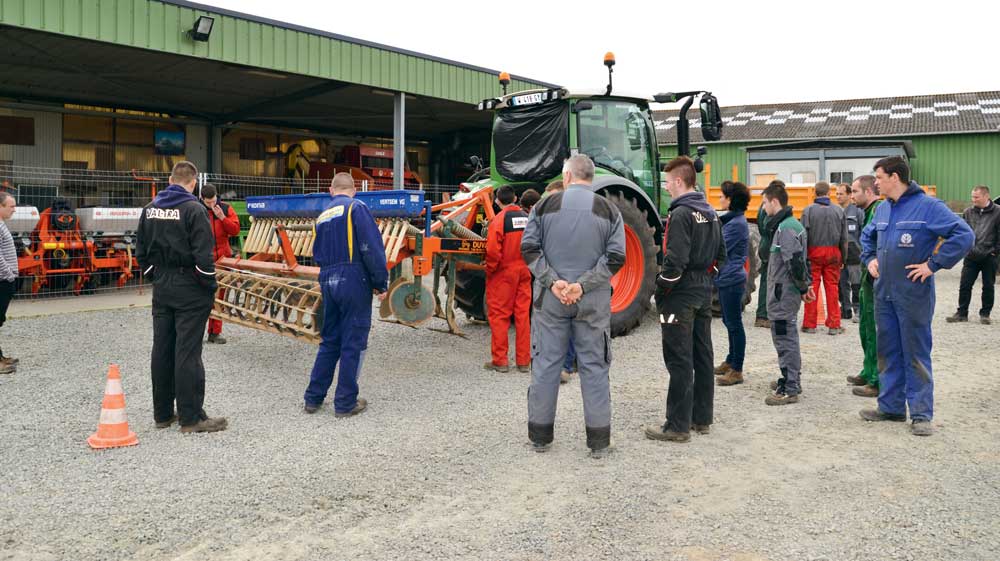 formation-tracteur - Illustration Une formation pour conduire en sécurité les engins agricoles