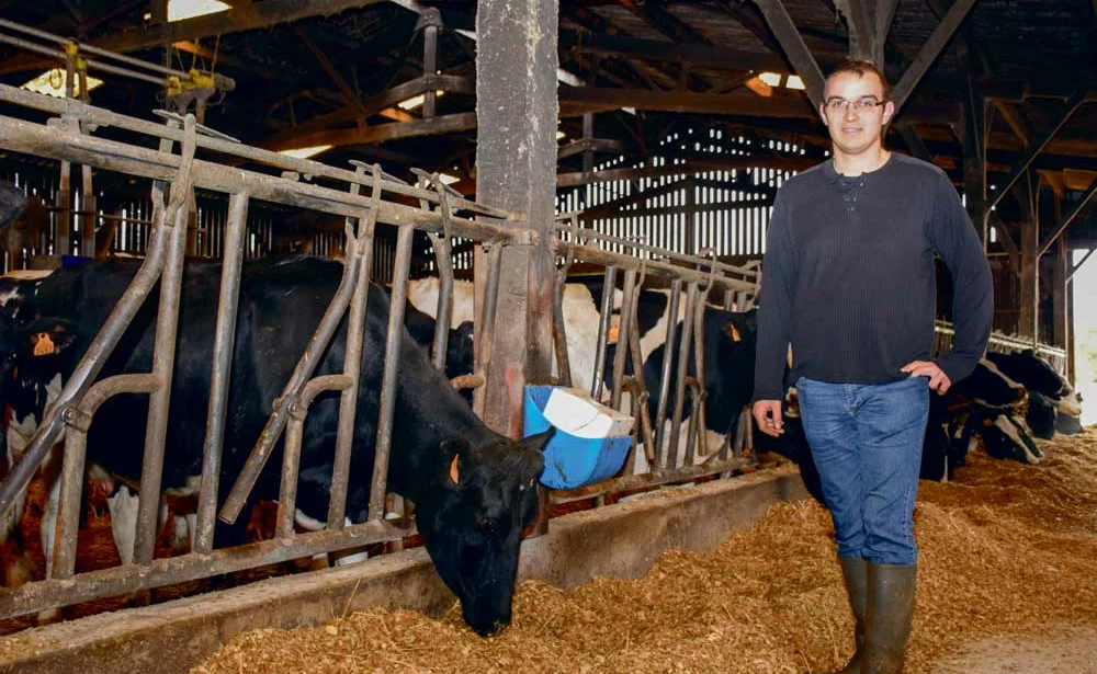À 27 ans, Ronan Latimier a concrétisé son rêve d'enfance. En mars dernier, il a repris une exploitation laitière sur la commune de Trébry (22). - Illustration S’installer lorsque l’on n’est pas issu du milieu agricole