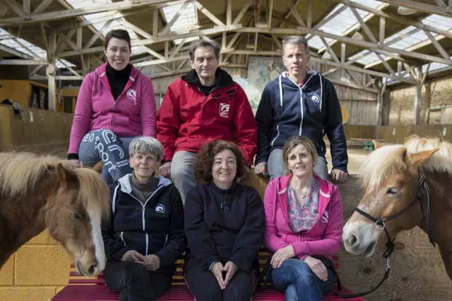 De gauche à droite et de haut en bas : Angélique Mongermont, animatrice, Lucien Mauguin, Olivier Sartre, Suzanne Mauguin, Magali Le Floc’h, monitrice, et Isabelle Sartre.