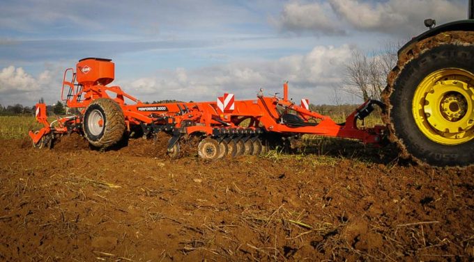 KUHN-PERFORMER-3000