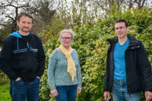 Martine et Gilles Auffret et Stéphane Henry (à droite) ont témoigné lors de l'assemblée générale du Civam 56 à Cléguérec, mardi dernier.