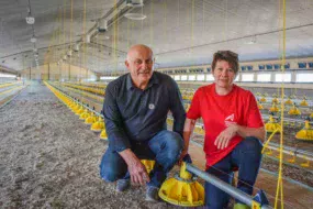 Jean-Claude et Monique Chasseboeuf, aviculteurs à Gomené (22).