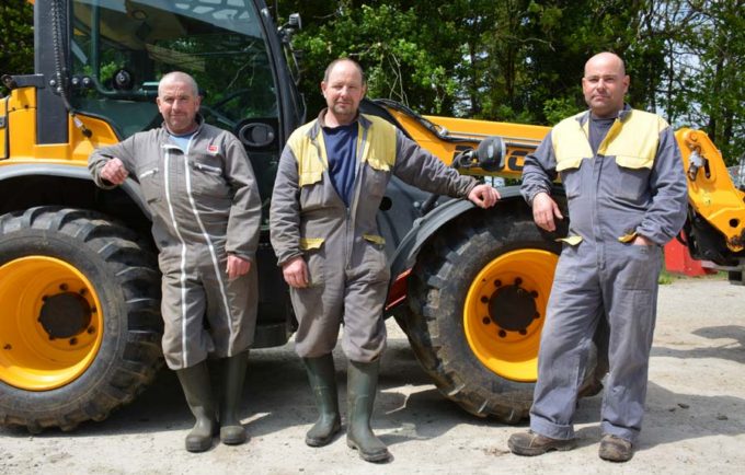 Philippe, Éric et Fabrice Botlan, associés du Gaec des Vents, à Malguénac (56)