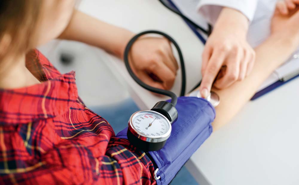 visite-medicale-tension-stress-sante - Illustration Les règles de la surveillance médicale ont changé