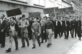 greve-usine-renault-1947-Credit-humanite-fr