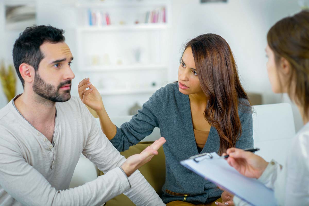 divorce - Illustration Divorce : séparation  des biens et des personnes