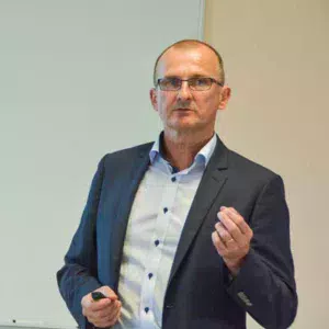 Paul Creac’h estime que « la vaccination permet d’économiser un temps de surveillance souvent plus important ».