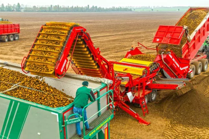 Le CleanLoader se pilote facilement par une commande à distance permettant ainsi un remplissage confortable, rapide et en toute sécurité.