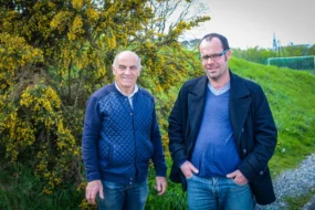 Albert Pennec, photographe, et Pierrick Mellouët, écrivain et éditeur, ont analysé les enjeux de l’agriculture bretonne actuels et à venir.