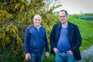 Albert Pennec, photographe, et Pierrick Mellouët, écrivain et éditeur, ont analysé les enjeux de l’agriculture bretonne actuels et à venir.