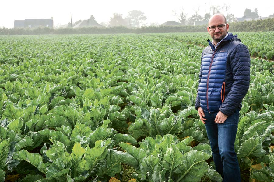 Guillaume Rostoll, directeur de la station d’expérimentation - Illustration Terre d’essais cherche et trouve