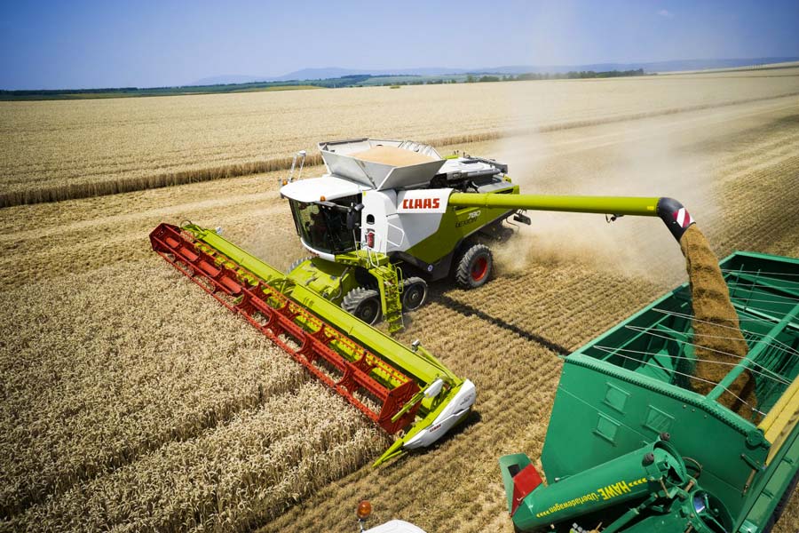 moissonneuse-claas - Illustration Bilan 2017 : Claas améliore légèrement son chiffre d’affaires