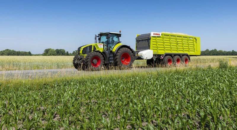 Testez les tracteurs Claas face à la concurrence