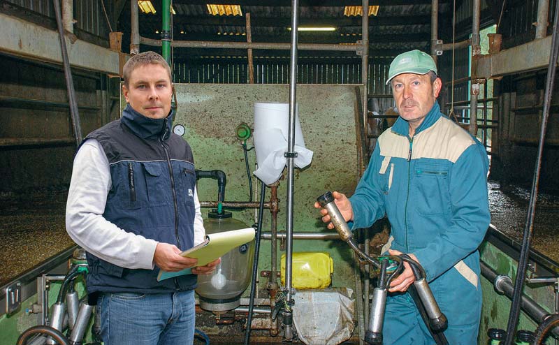 « Pris dans notre quotidien, il y a des choses qu’on ne voit plus », avouent Denis Bidan (à droite) et Julien Nagat, GDS 35. - Illustration Niveau cellulaire : « Je me suis listé des priorités »
