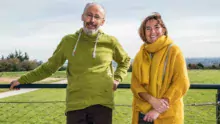 Yann Yobé, paysan-boulanger à Saint-Alban, et Claire Orieux, maraichère de Tréméreuc, respectivement administrateur et présidente du Gab 22.