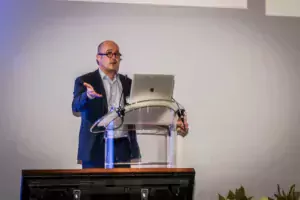 Stéphane Cordobes, directeur du bureau de la prospective au commissariat général à l’égalité des territoires, invité à l’assemblée générale des MSA Portes de Bretagne, vendredi 1er juin, à Guer (56).