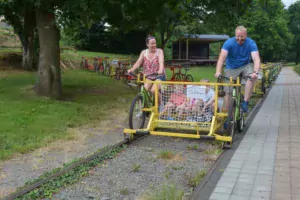 C’est parti pour ce couple de touristes anglais venus faire un peu de sport tout en découvrant les alentours de Médréac.