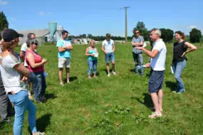 aLa journée sur la gestion des vivaces était organisée par la Chambre d’Agriculture, en partenariat avec le Civam 56, Nov’Agri et le syndicat de la Vallée du Blavet.