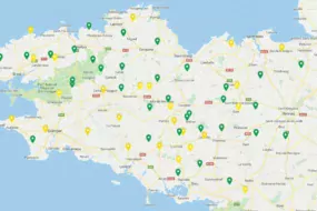 Carte des essais grandes bandes, maïs Triskalia 2018 (en jaune : grain en vert : fourrage).
